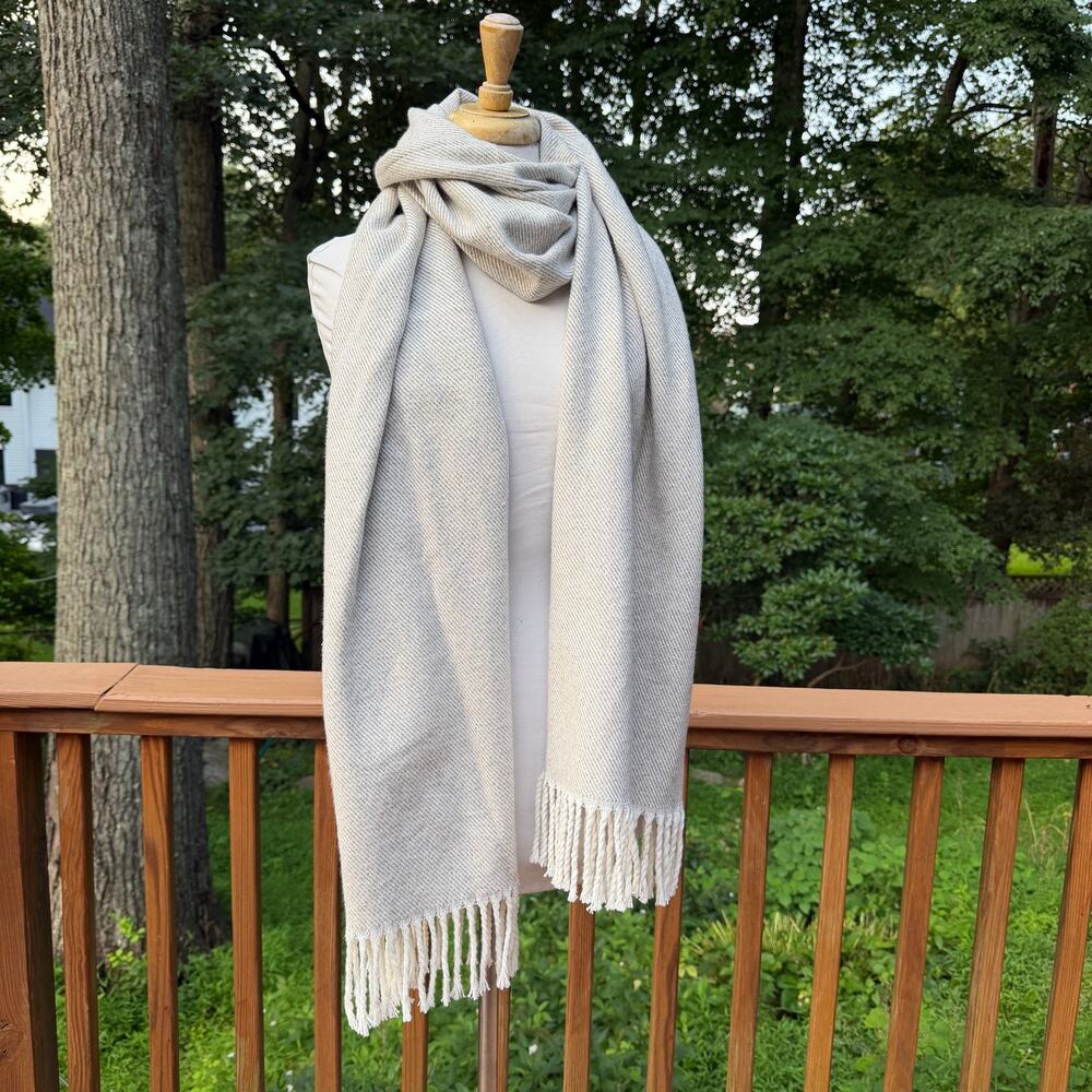 Boll & Branch 100%Organic Cotton Made in Portugal Fringed Scarf